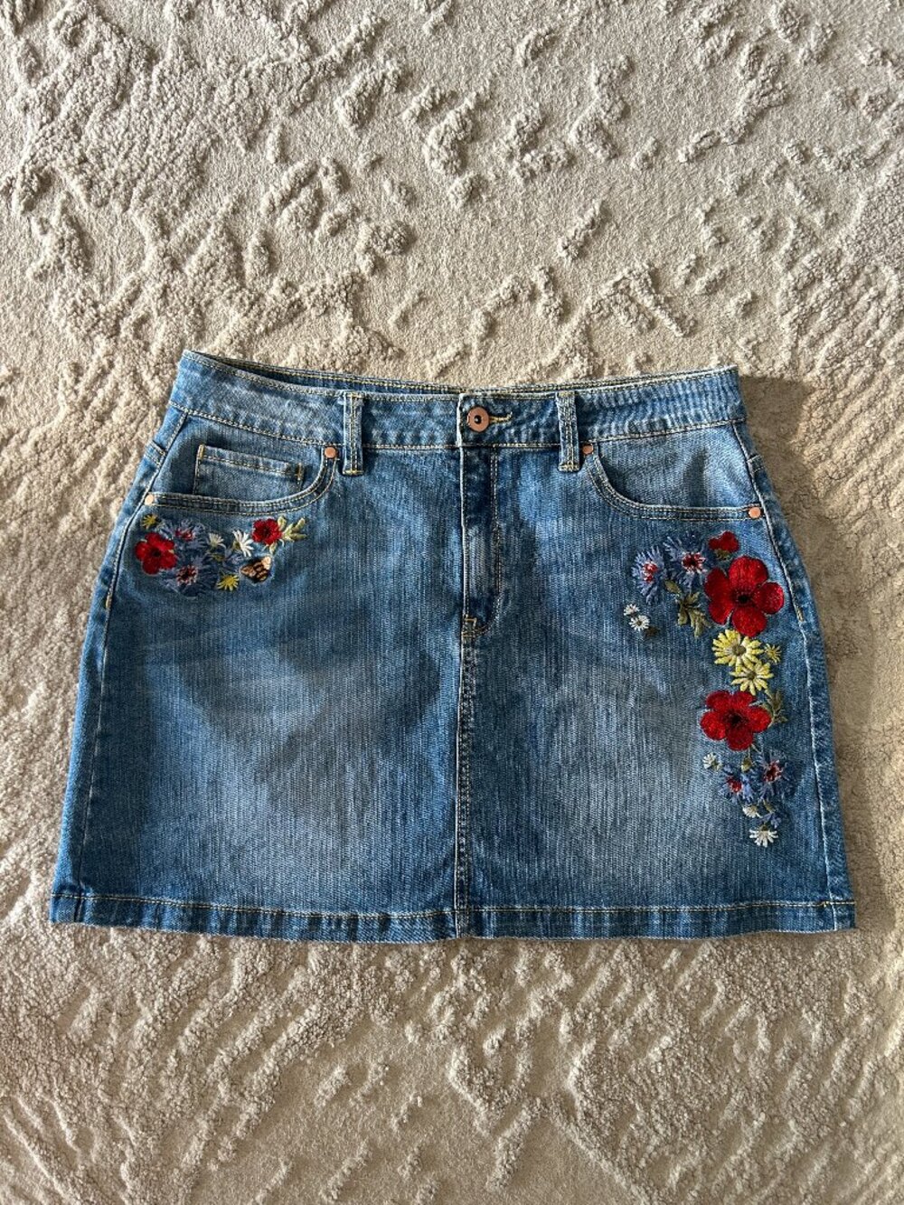 Floral Embroidered Denim Mini Skirt Size 30